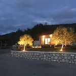 Zu Hotel